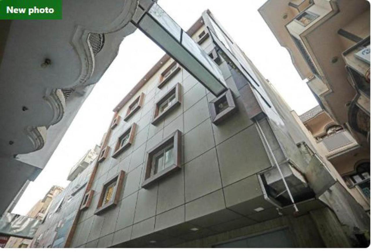 Wowstops-Clark Near Delhi Airport Hotel New Delhi Exterior photo